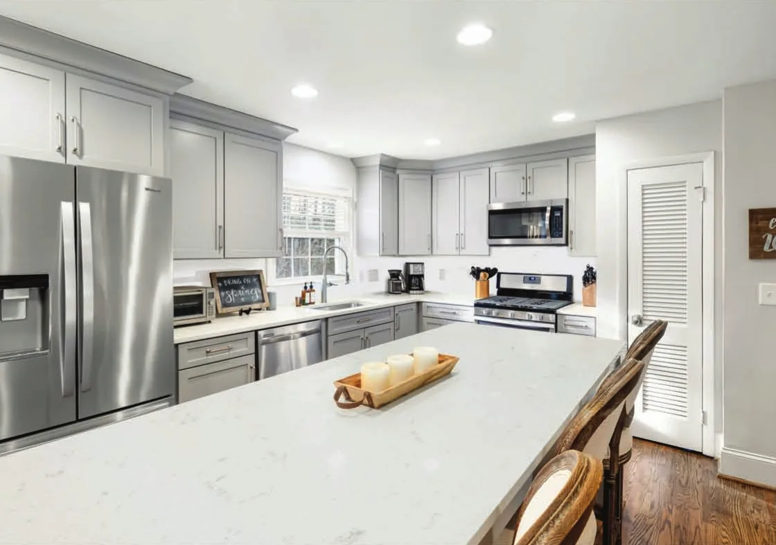 Bianco Superiore quartz installed - KalingaStone catalogue application photograph