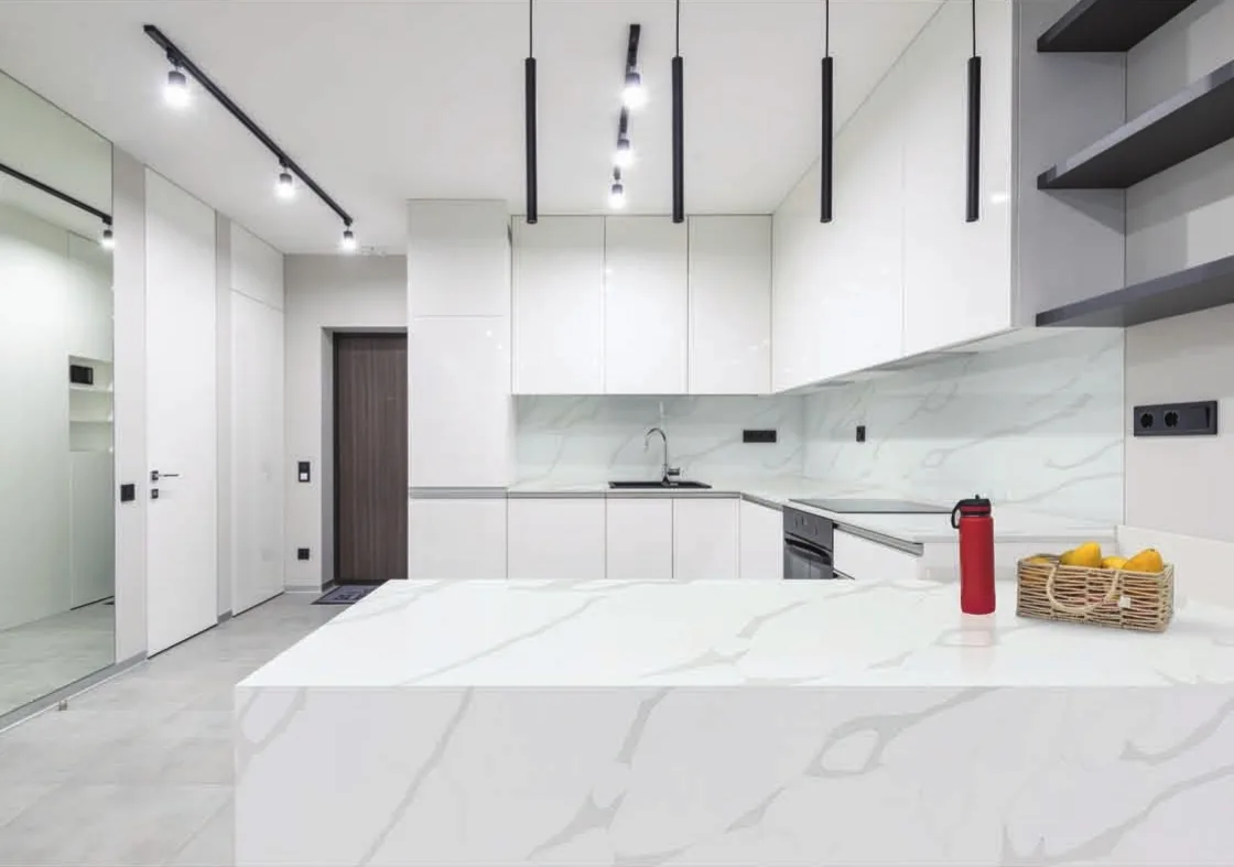 Calacatta Pristine quartz installed - KalingaStone catalogue application photograph